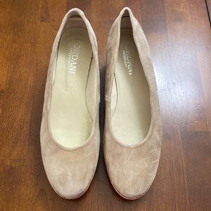 Cordani calzature cream suede wedges Sz 8.5